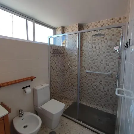 Fantástico Piso Con Ascensor En La Viña,cádiz, A 1 Min De La Playa De La Caleta Apartamento *