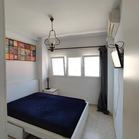 Fantastico Piso Con Ascensor En La Vina,cadiz, A 1 Min De La Playa De La Caleta * Cadiz